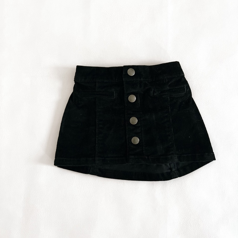 Old Navy Black Corduroy Skirt 12-18 EUC